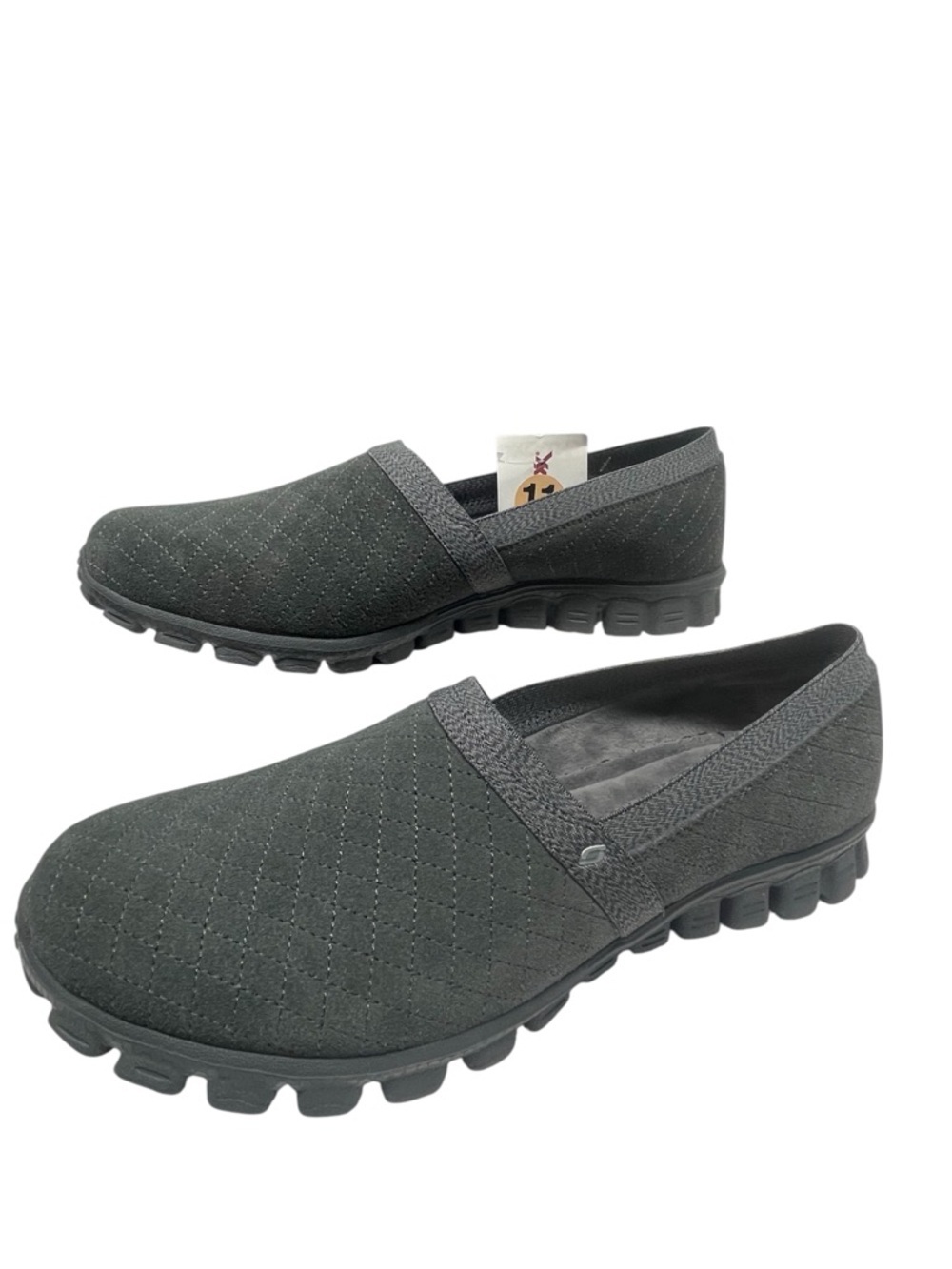 NWT Skechers Quilted Slip-On Comfort Flats Memory Foam Casual Walking Shoes 11